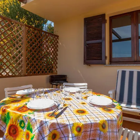 Moon Dunes House-pistis *